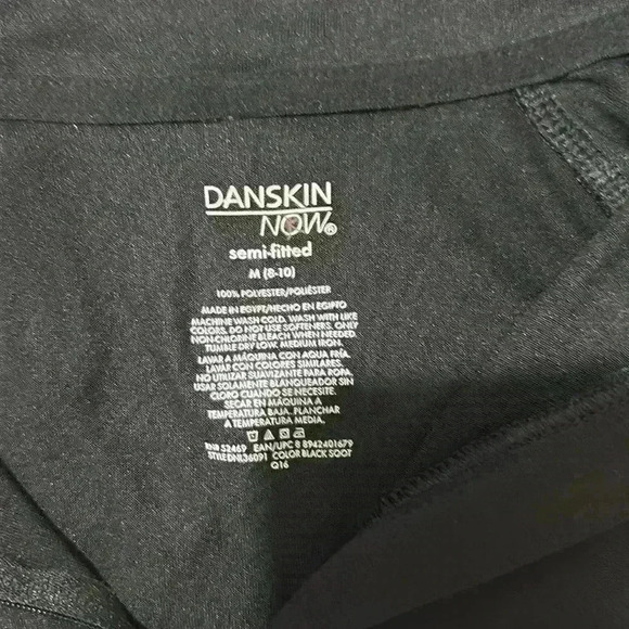 2/$10 Danskin Black jacket semi fitted as med(8/10) - Picture 4 of 4
